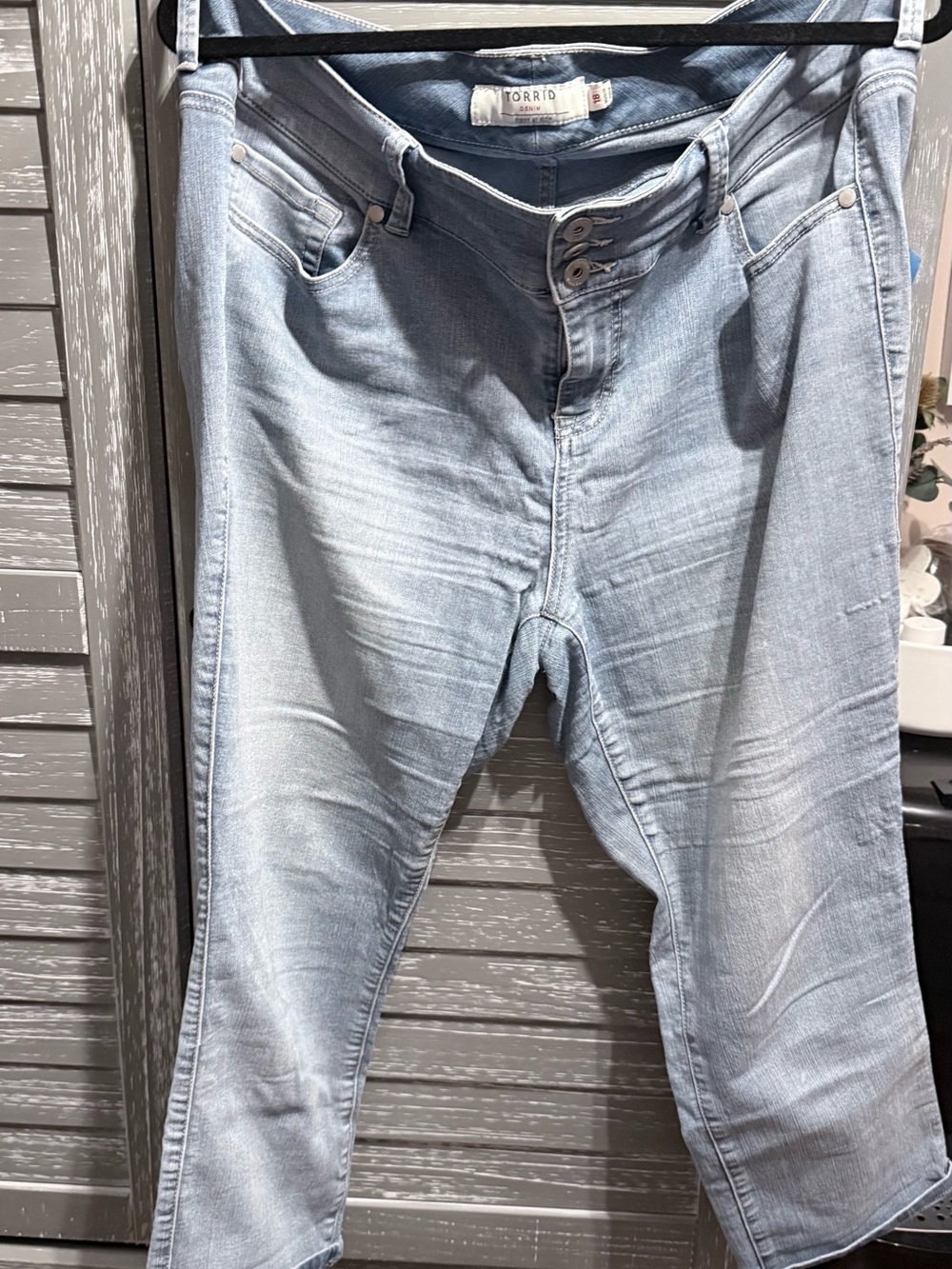 torrid Light Wash Relaxed Fit Men's Jeans - Light Blue